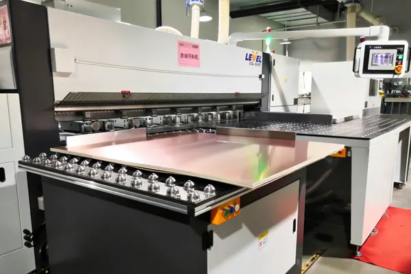 Automatic Double-Size Cutting Machine